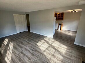 57 Benchmark Dr in Evington, VA - Foto de edificio - Building Photo