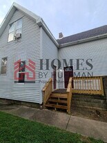 818 S Barker Ave in Evansville, IN - Building Photo