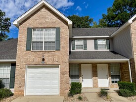 102 Covington Meadow Cir