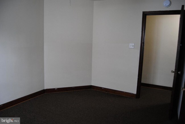 351 West Side Ave-Unit -C in Hagerstown, MD - Building Photo - Building Photo