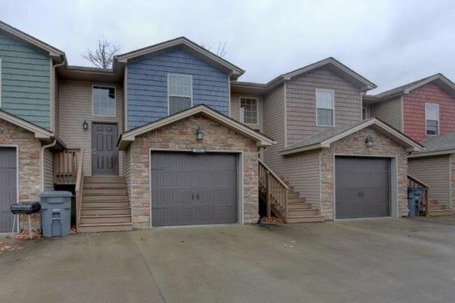 property at 1716-D Thistlewood Dr