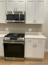161 Allston St, Unit 2 in Boston, MA - Building Photo - Building Photo