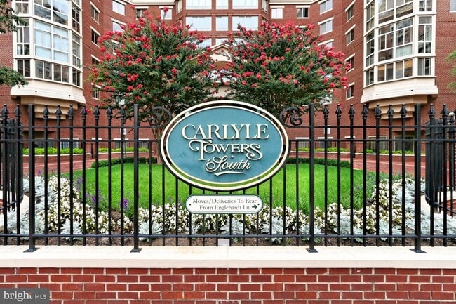 2151 Jamieson Ave, Unit 1011 in Alexandria, VA - Foto de edificio - Building Photo