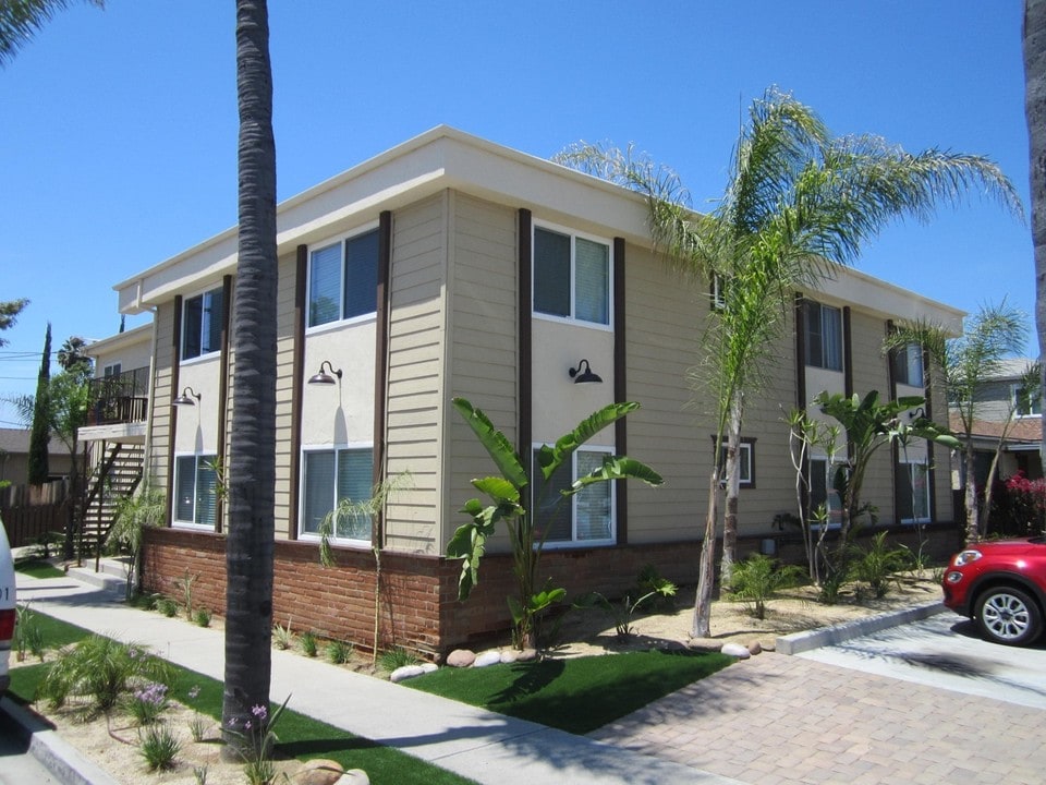4502 40th St in San Diego, CA - Foto de edificio