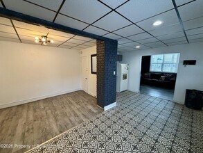 1730 Ash St in Scranton, PA - Building Photo - Building Photo