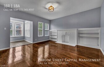 6024 S Saint Lawrence in Chicago, IL - Building Photo - Building Photo