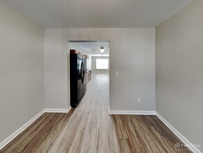 124 Iron Horse Rd in Lexington, SC - Foto de edificio - Building Photo