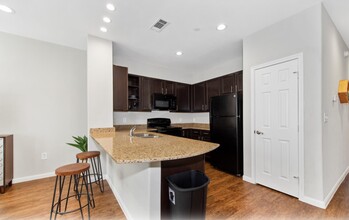 The Lofts At Conroe Apartments in Conroe, TX - Building Photo - Interior Photo