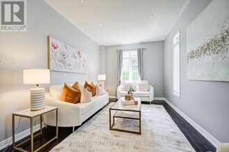 35 Ridgecrest Rd in Markham, ON - Building Photo - Building Photo