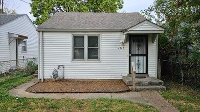 4242 Allmond Ave in Louisville, KY - Building Photo - Building Photo