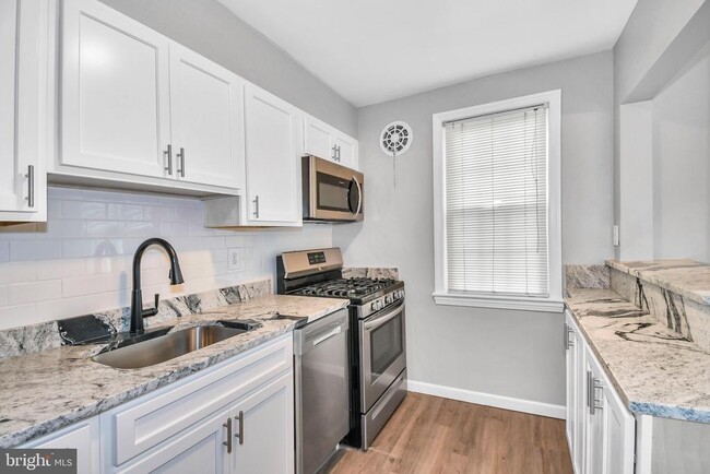6623 10th St-Unit -A2 in Alexandria, VA - Building Photo - Building Photo