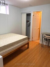 217 Milliken Meadows Dr in Markham, ON - Building Photo - Building Photo