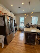 846 N Hermitage Ave in Chicago, IL - Building Photo - Building Photo