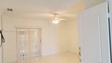 2461 W 76th St-Unit -205 in Hialeah, FL - Building Photo - Building Photo