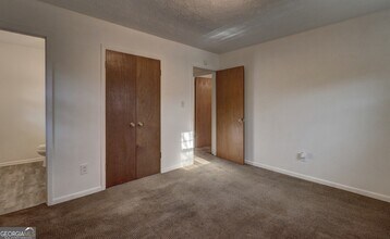 1291 Todiway Ct in Jonesboro, GA - Building Photo - Building Photo