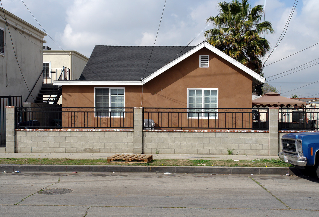 10727-10729 S Grevillea Ave in Inglewood, CA - Building Photo