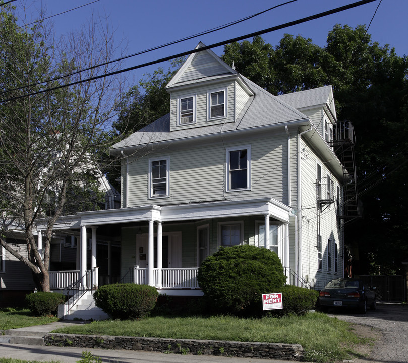 195 Ontario St in Providence, RI - Foto de edificio