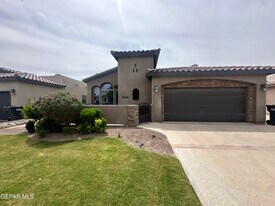 12156 Chapel Hill Rd in Horizon City, TX - Building Photo