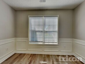 714 Manor Ridge Dr in Loganville, GA - Building Photo - Building Photo