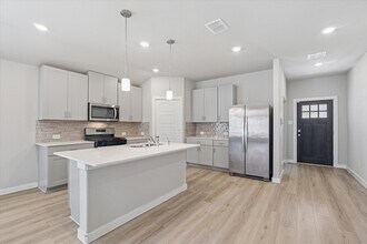 1510 King Rnch Rd in Conroe, TX - Building Photo - Building Photo