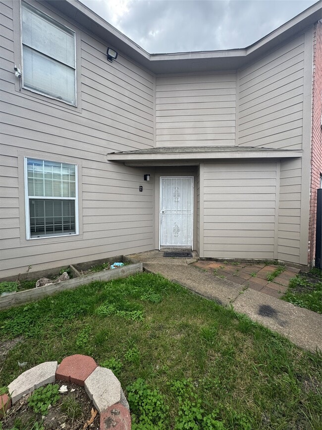 12700 Leader St in Houston, TX - Building Photo - Building Photo