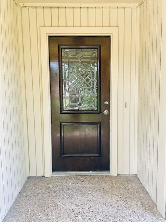 222 Cambridge Rd in Tyler, TX - Building Photo - Building Photo