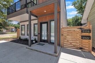 210 Martin Luther King Jr Blvd in Raleigh, NC - Building Photo - Building Photo
