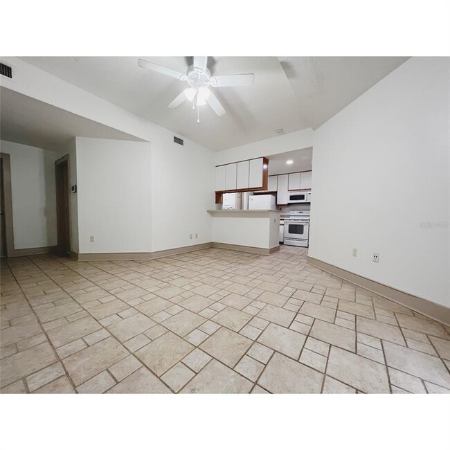 1008 Elmwood St in Orlando, FL - Building Photo - Building Photo