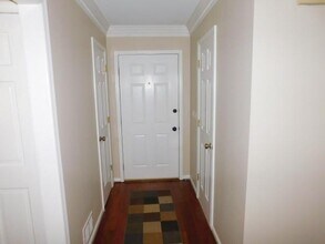 8893 Carroll Manor Dr in Atlanta, GA - Building Photo - Building Photo