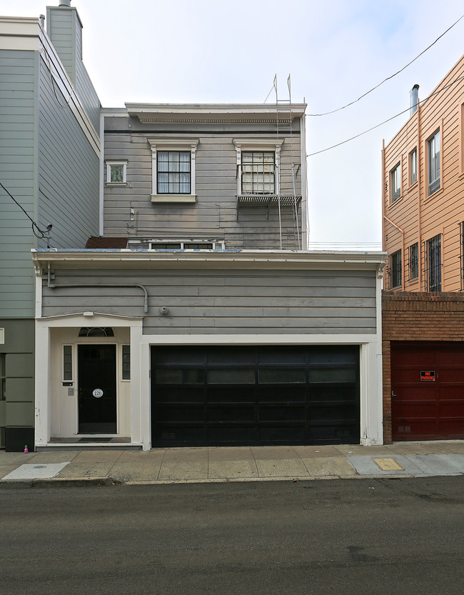 126 Pixley St in San Francisco, CA - Building Photo - Building Photo