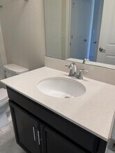 1058 Quaker Rdg Ln in Davenport, FL - Building Photo - Building Photo