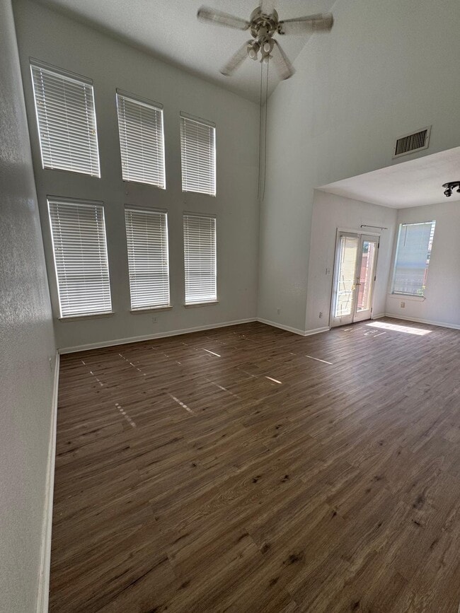 property at 7129 Wolfmont Ln