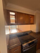 1212 Punahou St in Honolulu, HI - Building Photo - Building Photo