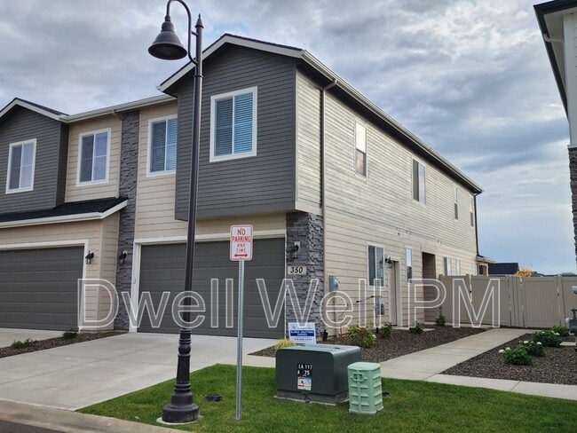 property at 350 N Lagrasse Ln