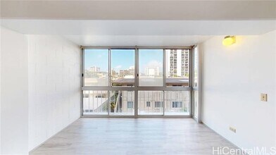 1710 Punahou St in Honolulu, HI - Building Photo - Building Photo