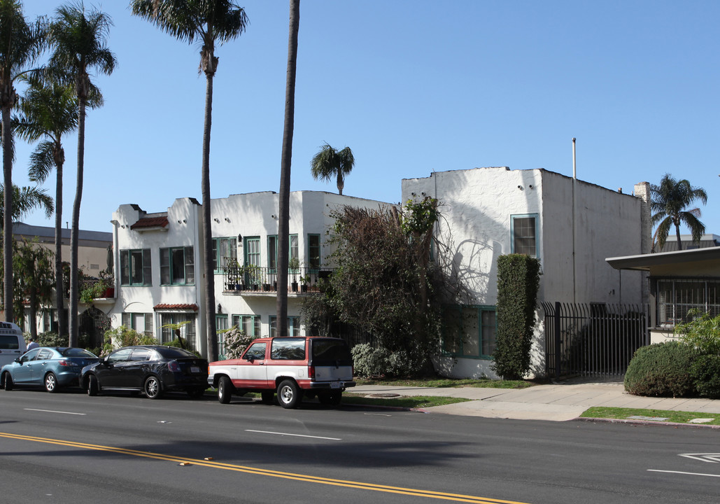 Parkview Manor in San Diego, CA - Building Photo