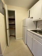 1316 Commonwealth Ave, Unit 104 in Boston, MA - Building Photo - Building Photo