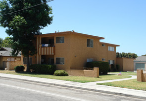 2111 A-D N. Ventura Rd Apartments