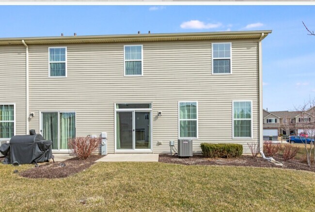 3809 Pratt Ct in Plano, IL - Building Photo - Building Photo