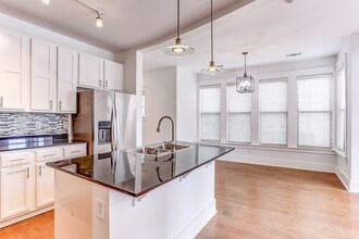 670 Marina Cottage Dr in Memphis, TN - Building Photo - Building Photo