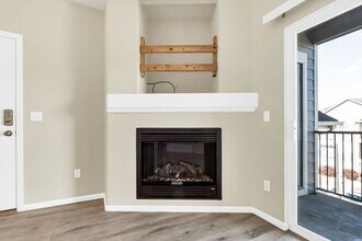 4451 S Ammons St in Denver, CO - Building Photo - Building Photo