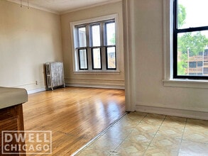 6818 N Lakewood Ave, Unit S in Chicago, IL - Building Photo - Building Photo
