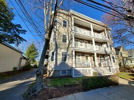 40 Linden Ave, Unit 3 in Somerville, MA - Building Photo