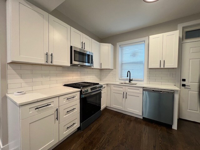 3853 W Palmer St, Unit 2E in Chicago, IL - Foto de edificio