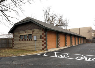 Historic Audubon Court in Indianapolis, IN - Building Photo - Building Photo