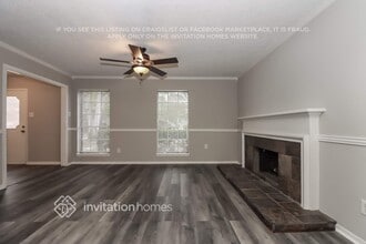 18023 Holly Forest Dr in Houston, TX - Building Photo - Building Photo