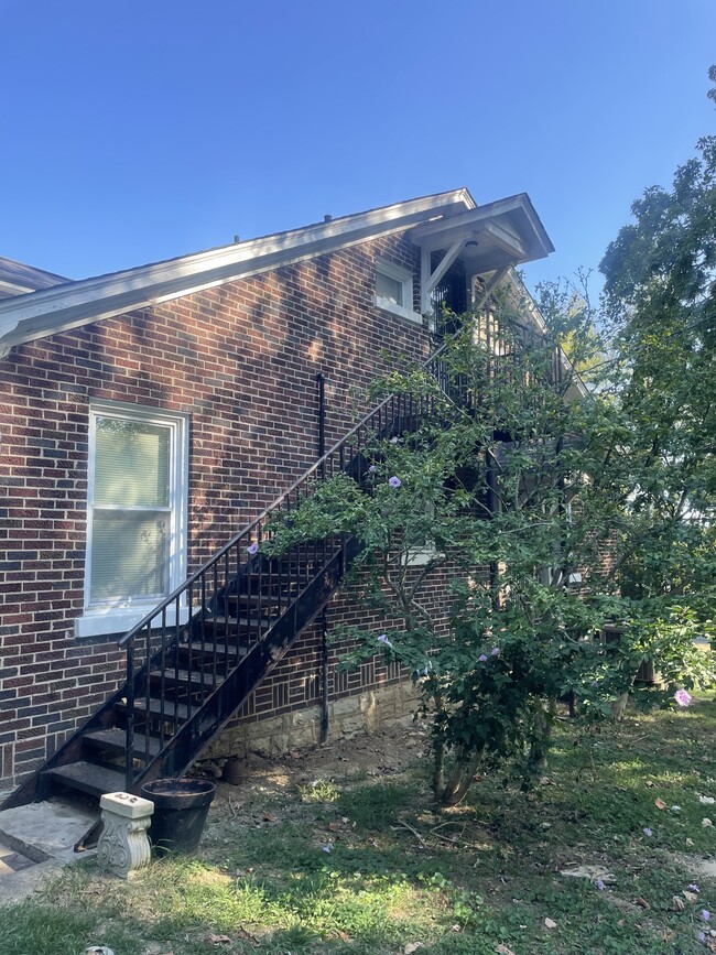 property at 1115 Nashville Hwy