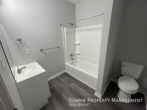 2053 Moore St in Richmond, VA - Building Photo - Building Photo