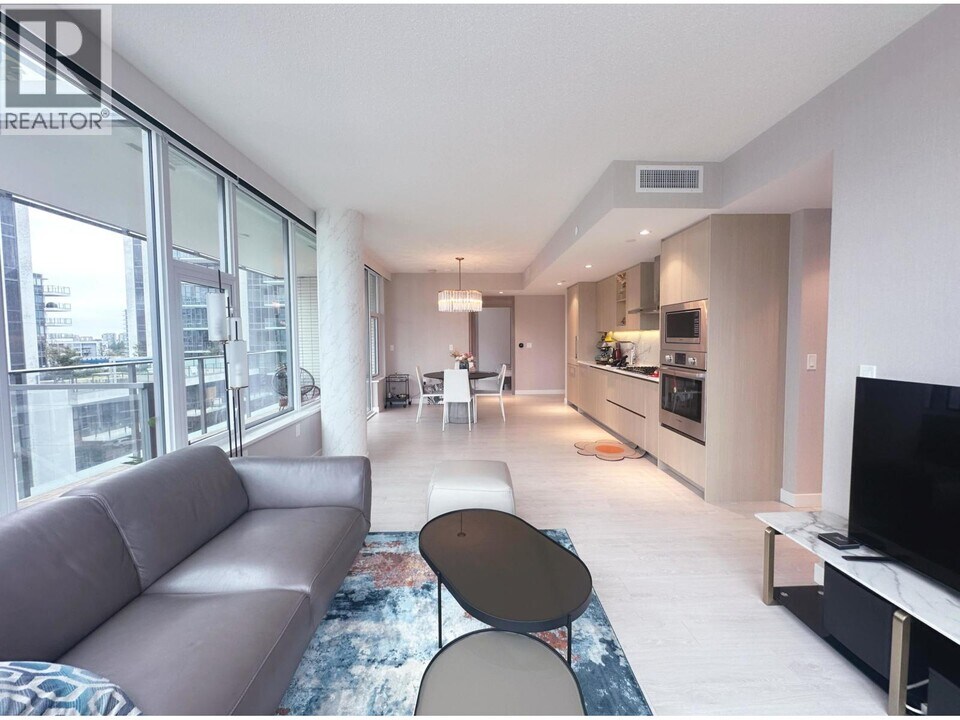 3328 No. 3 Road in Richmond, BC - Building Photo