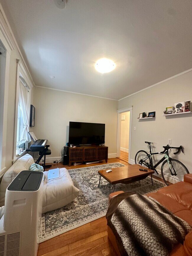 61 Strathmore Rd in Boston, MA - Building Photo - Building Photo